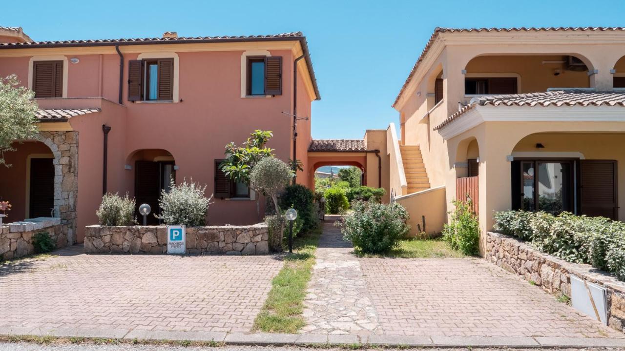 Casa Vacanza La Suaredda سان تيودورو المظهر الخارجي الصورة
